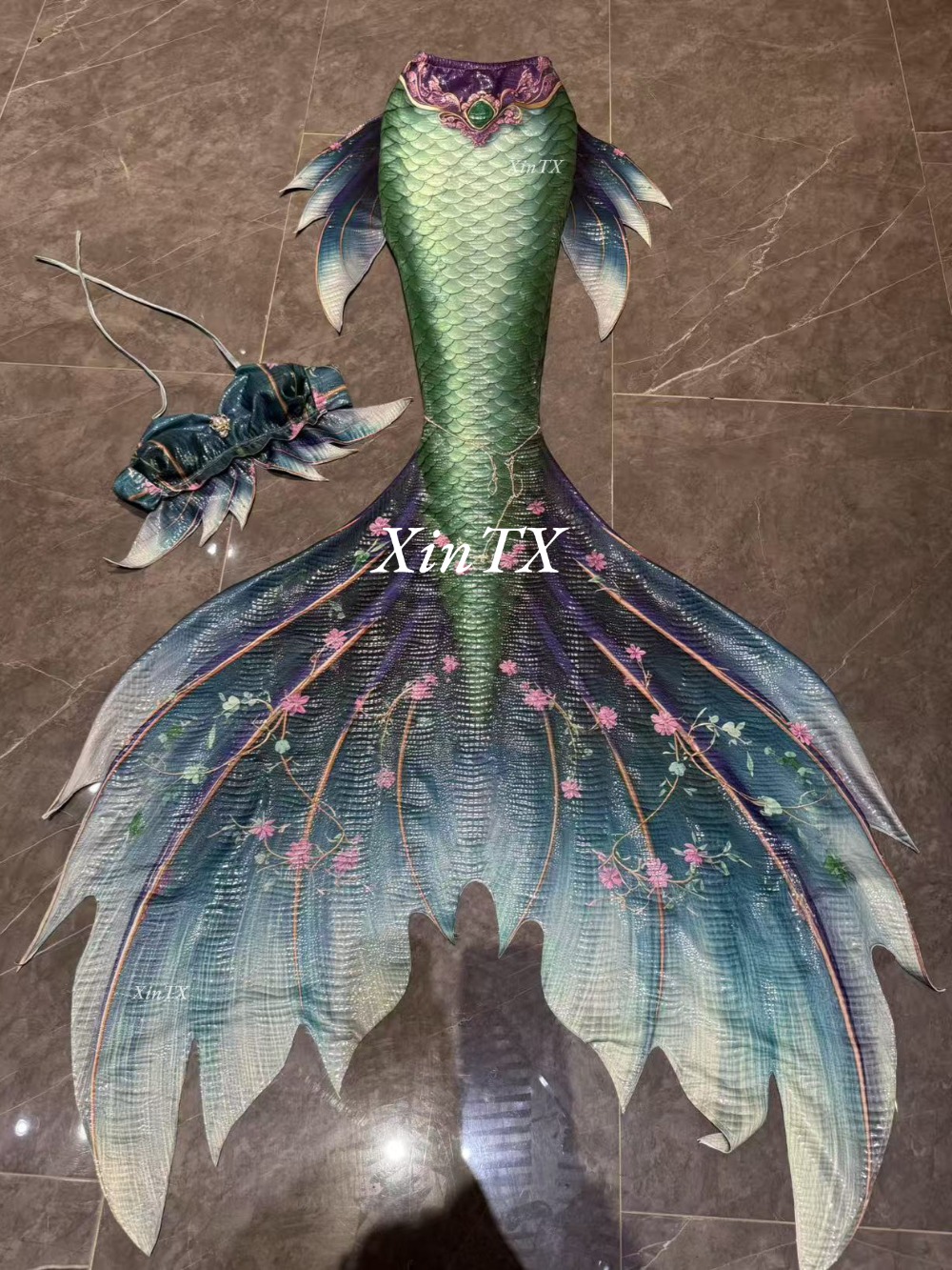 man woman mermaid tail hot sta - đánh giá và giá Aquarium Fish Usa